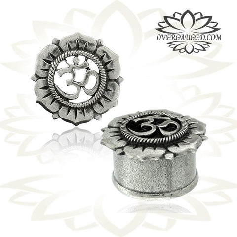 Pair Antiqued Afghan Brass Plugs, Tribal Ornate Brass Gauges, Double Flared Tribal Gauges, Brass Body Jewelry.