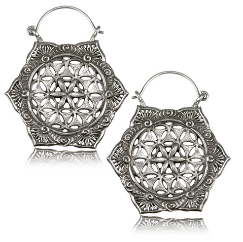 Pair of Brass Vintage Flower of Life Tribal Stud Earrings Pair of Brass Vintage Flower of Life Tribal Stud Earrings