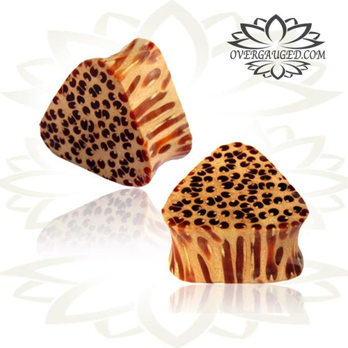 Pair of Organic Coconut Triangle Wood Plugs, Double Flare Plugs, Tribal Coconut Wood Plug, Organic Body Jewelry.